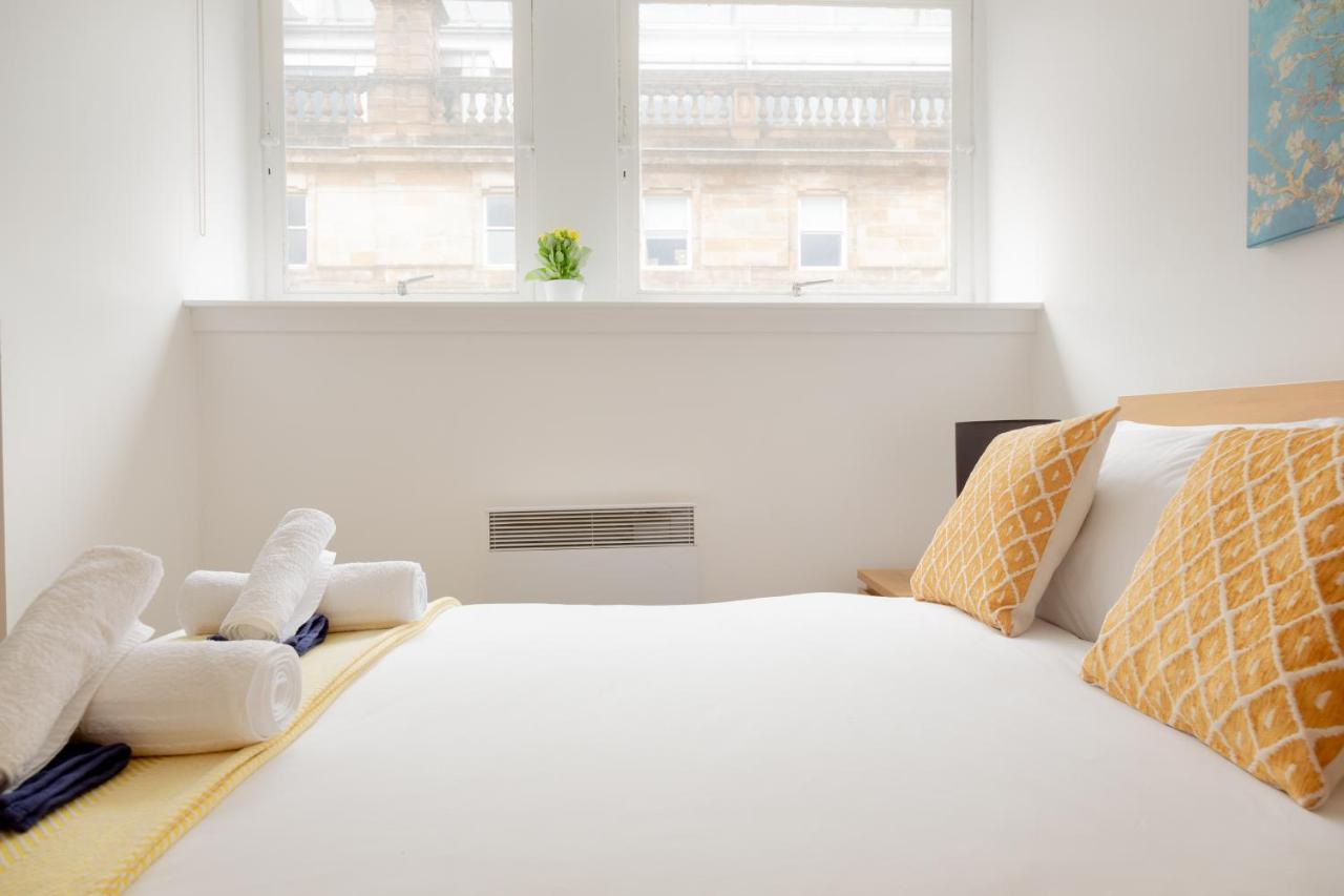 Modern Merchant City Apartment By George Square Glasgow Esterno foto